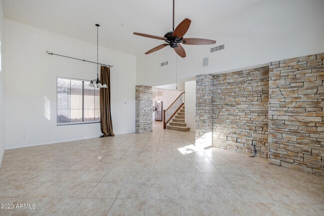 Foto del edificio - 28739 N 20th Ln