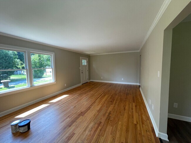 Foto del edificio - Charming 3-bed, 2-Bath home located in Gre...