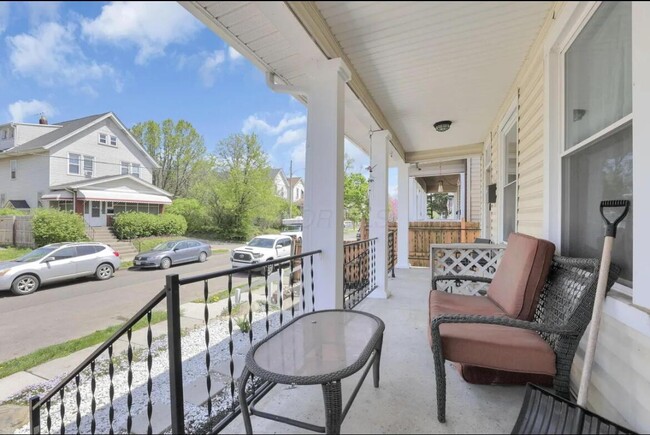 Foto del edificio - 287 E Woodrow Ave