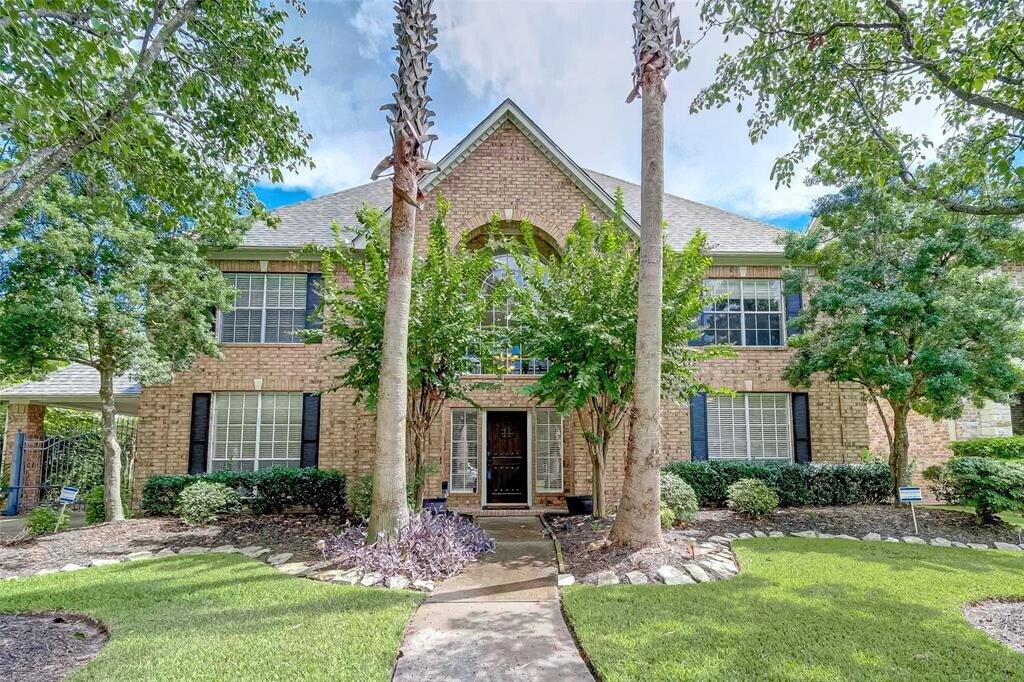 Primary Photo - 2115 Foreland Dr