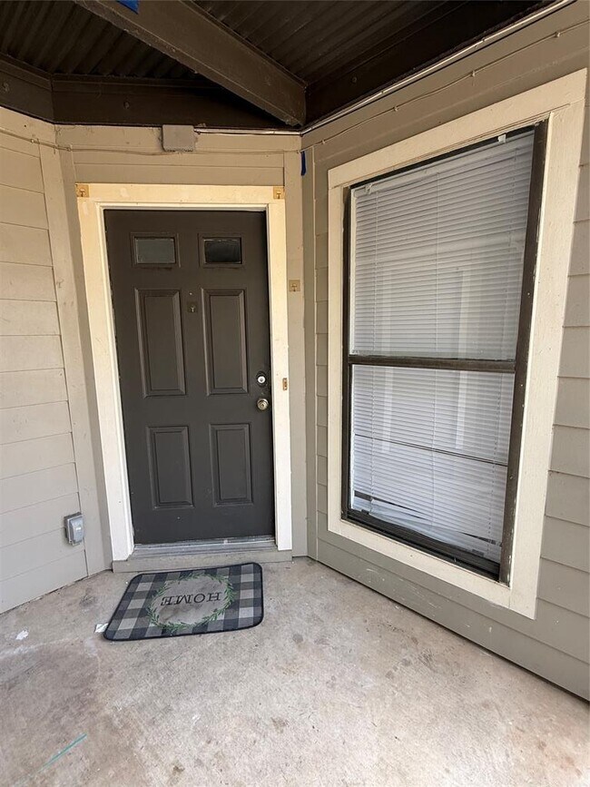 Foto del edificio - 10616 Mellow Meadow Dr