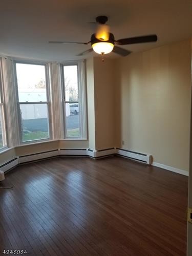 Foto del edificio - 834-836 S Ave W