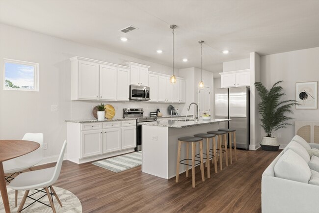 Building Photo - Southwind