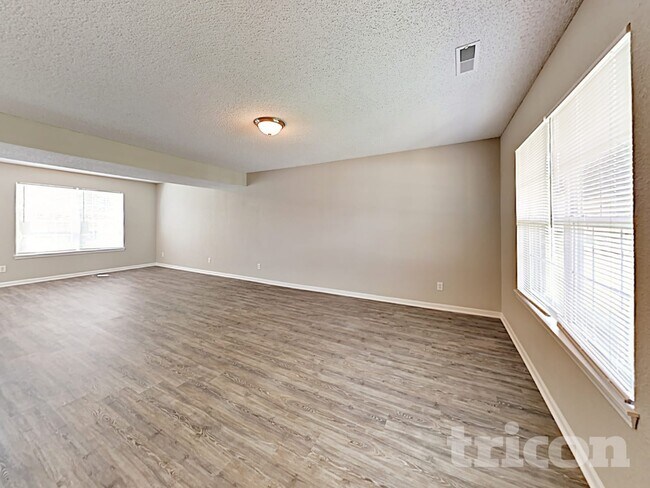 Foto del edificio - 1460 Egret Ln
