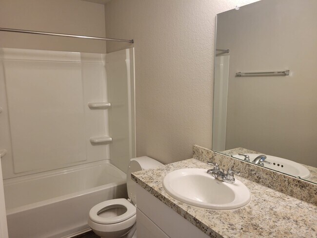 Building Photo - 14930 Dane Ct