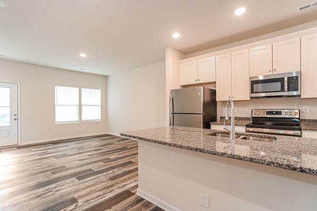 Building Photo - Brand New Townhome | 3 BR/2.5BA | 1-Car Garage | Near Downtown Mooresville