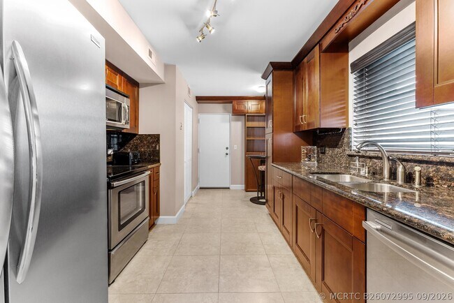 Foto del edificio - 6300 NW 2nd Ave