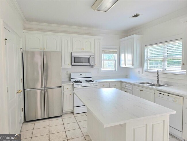 Foto del edificio - 3385 Wellbrook Dr