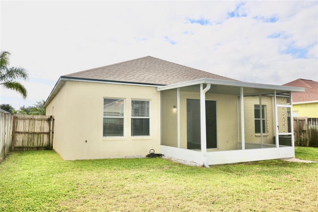 Foto del edificio - 24421 Breezy Oak Ct