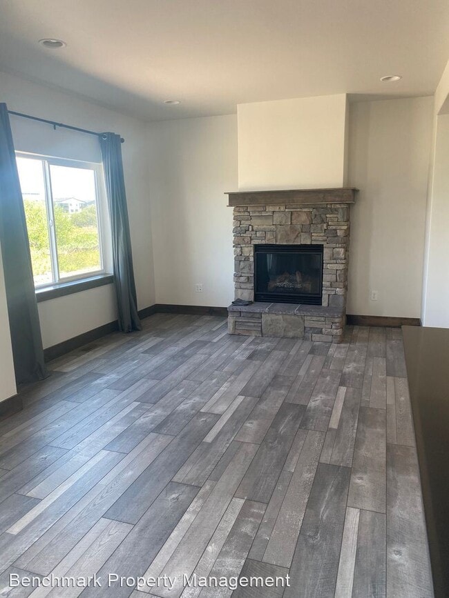 Building Photo - 3 br, 2.5 bath House - 1150 Baxter Creek U...