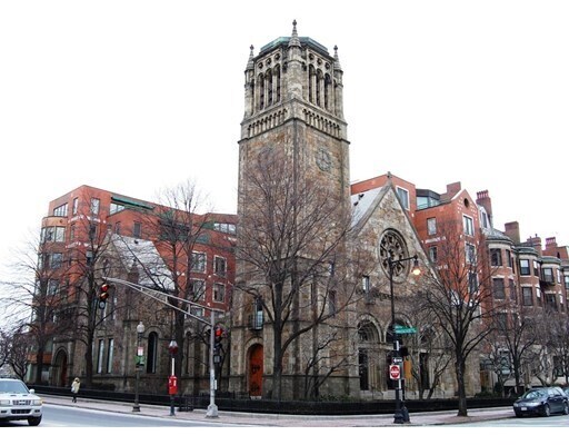 Foto principal - 492 Beacon St