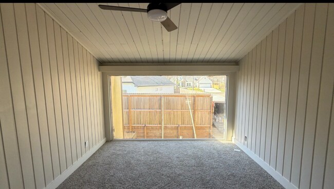 Foto del edificio - 19 Lakeway St