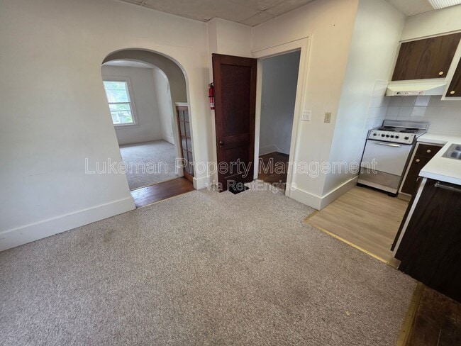 Building Photo - 1019 Egleston Ave