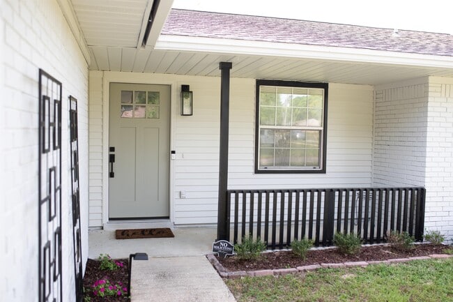 Building Photo - 89 Spinnaker Ln