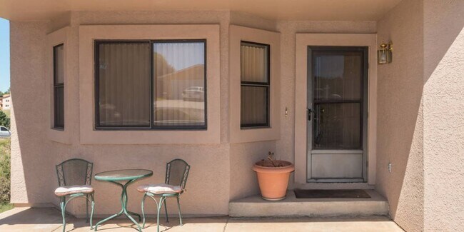 Foto del edificio - 9784 E Catalina Dr