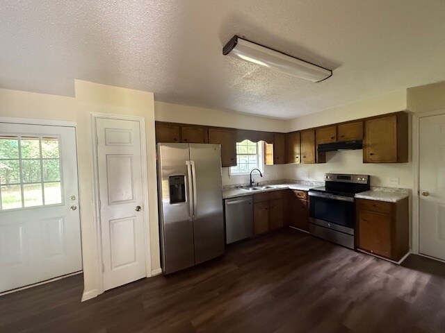 Foto del edificio - 936 Pineland Ave