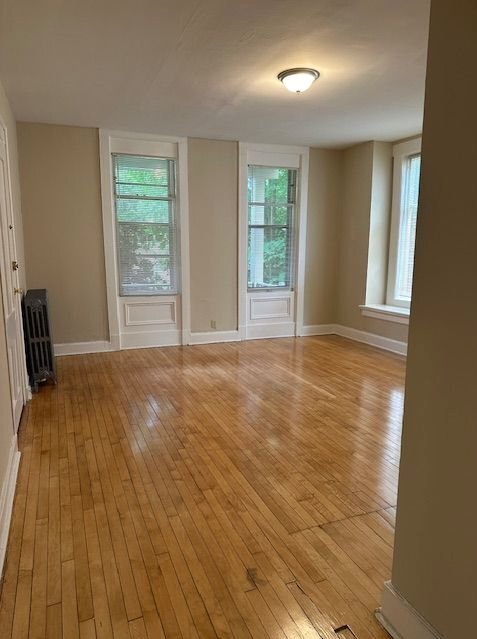 Foto del edificio - 2943 N Bartlett Ave