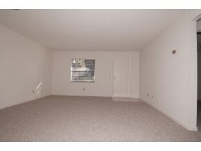  - 412 Tompkins St