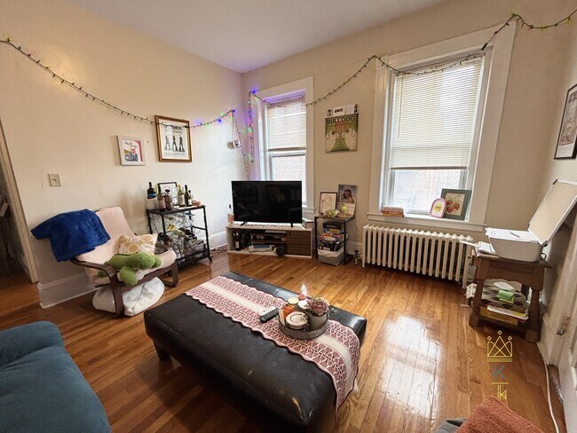 Foto del edificio - 1477 Beacon St