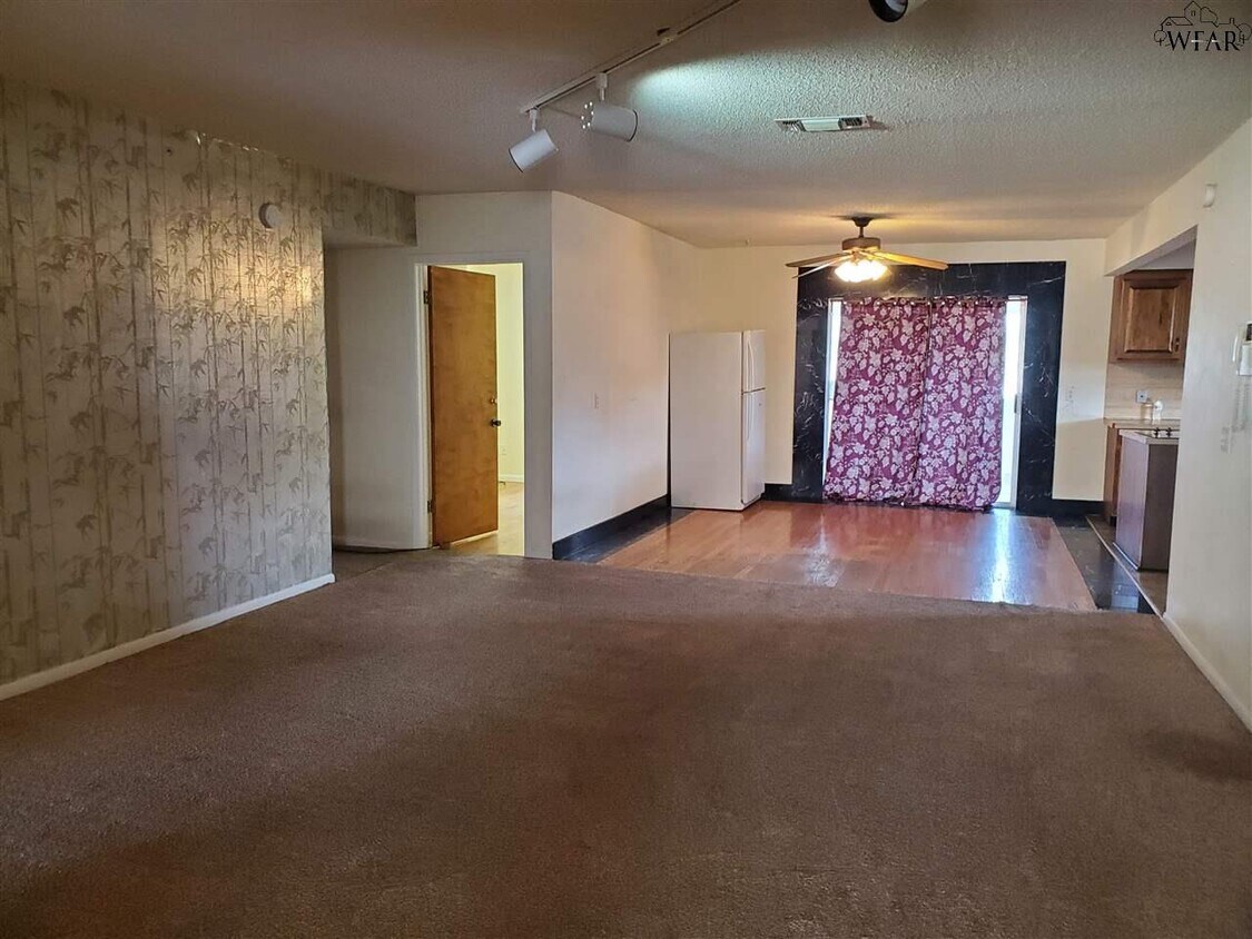 1920 10th St, Wichita Falls, TX 76301 House Rental in Wichita Falls, TX