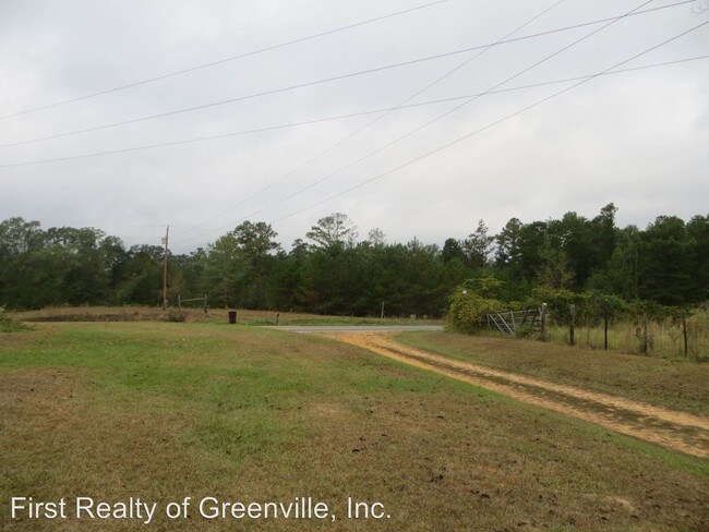 Building Photo - 3 br, 1 bath House - 5110 N. Mount Zion Rd.