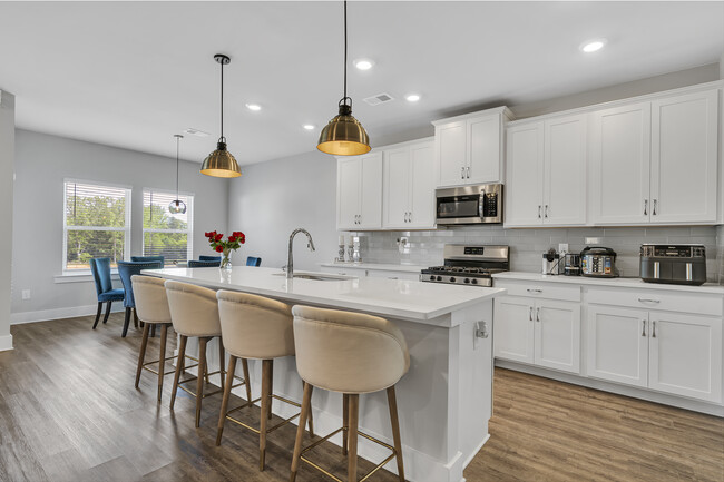 kitchen - 197 Dillon Cir