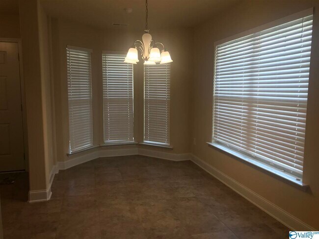 Building Photo - 176 Harold Murphy Dr