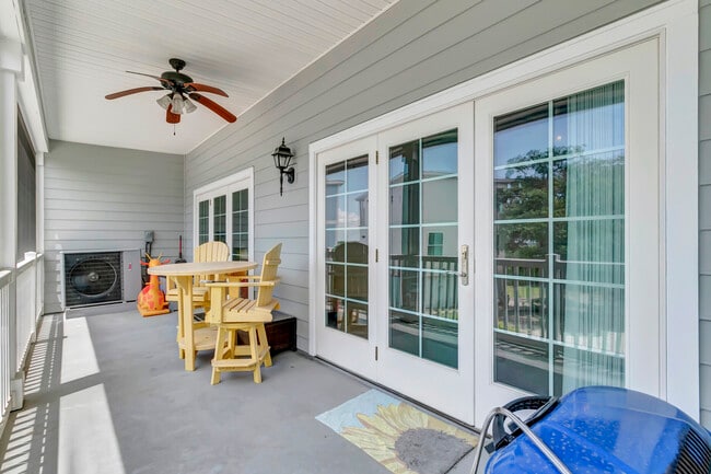 Large Balcony - 2393 Folly Rd