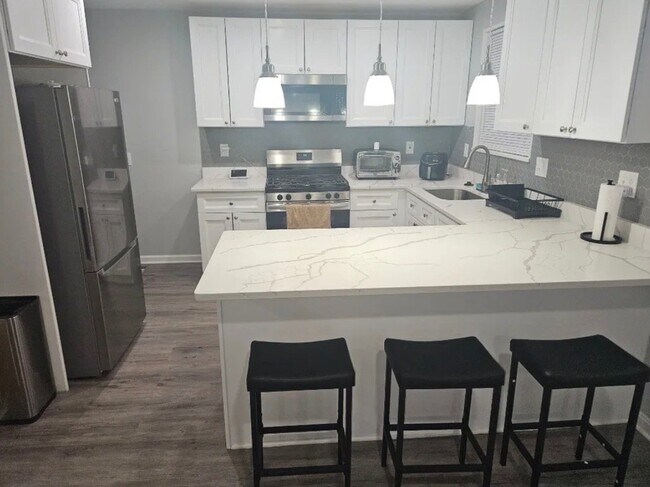 Foto del edificio - 2312 Wintergreen Ave