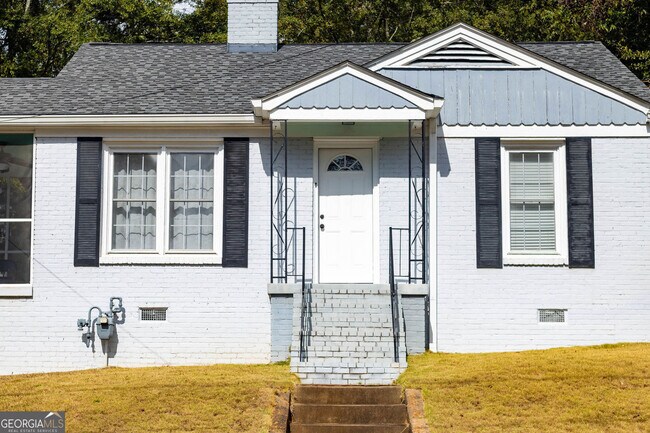 Foto del edificio - 1275 E Forrest Ave