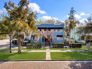 Building Photo - 611 S Park Ave