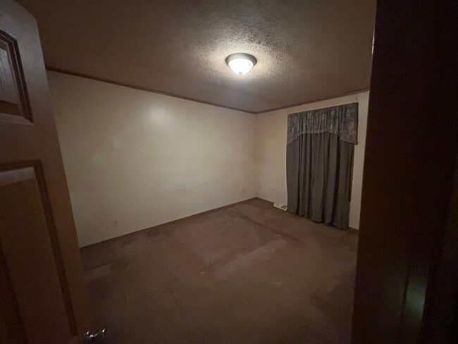 Building Photo - 968 Ranch Rd