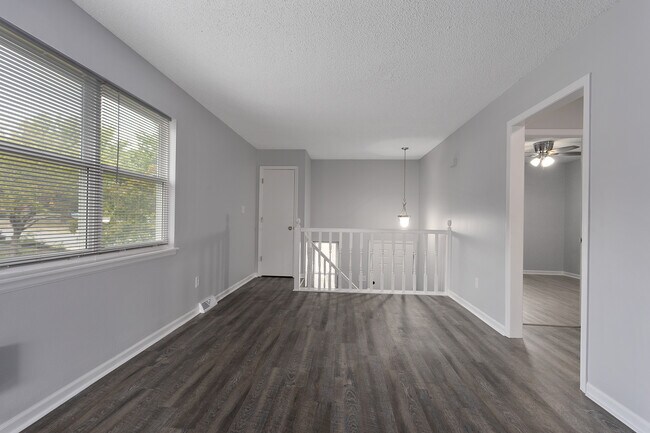 Building Photo - 5319 NW 87th St