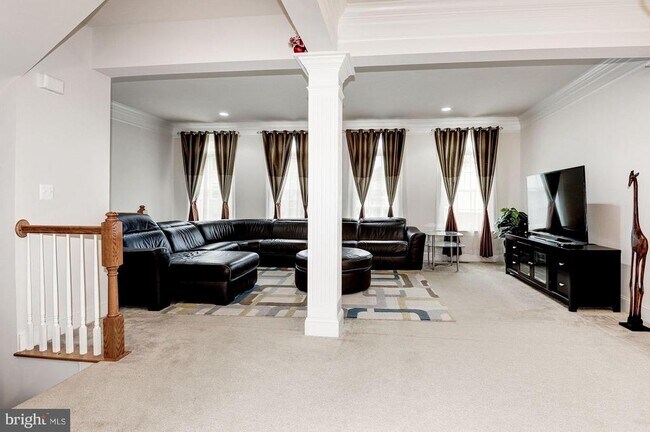 Foto del edificio - 21256 Hyrst Grove Terrace