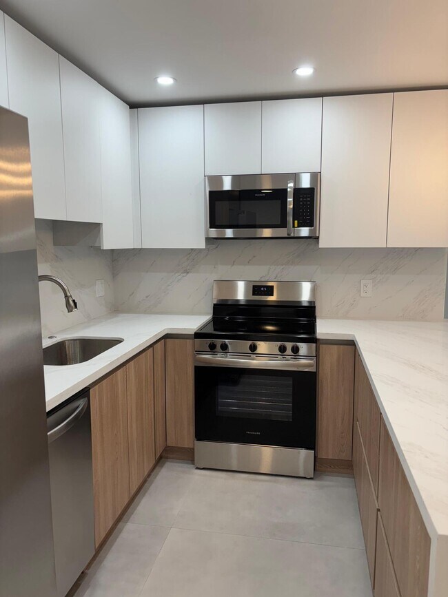 Foto del edificio - 790 Sarazen Dr