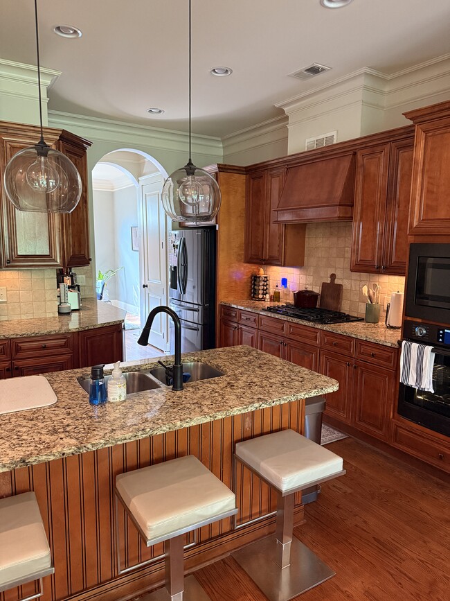 Building Photo - 2471 Gatebury Cir
