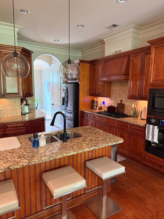 Foto del edificio - 2471 Gatebury Cir