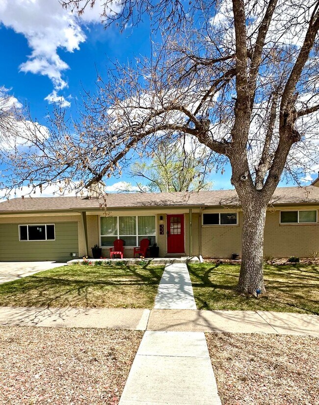 Foto del edificio - Charming Updated Ranch-Style Home