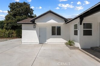 Building Photo - 22725 Leonora Dr