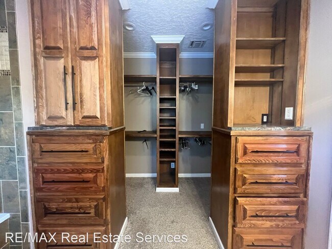 Foto del edificio - 3 br, 2 bath House - 457 1/2 Dalzell