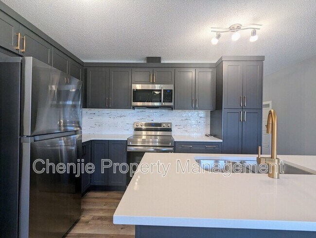 Photo du bâtiment - 980 Stillwater Blvd NW