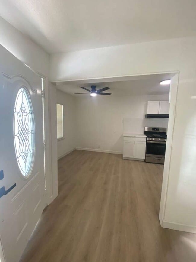 Foto del edificio - BEAUTIFUL HOME IN HOUSTON. MOVE IN READY!.