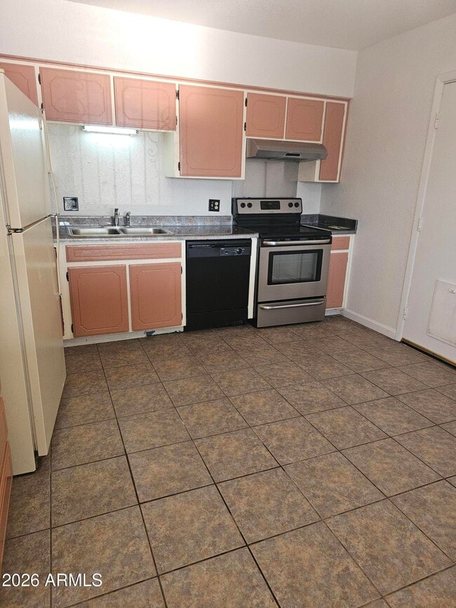 Foto del edificio - 4933 Marconi Dr