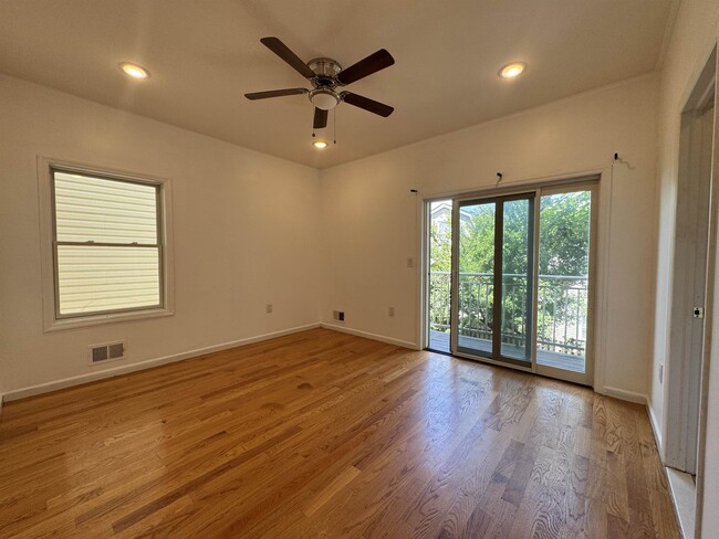 Building Photo - 58 Bostwick Ave