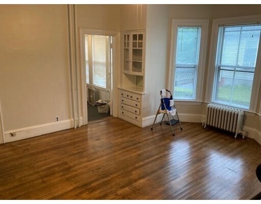 Foto del edificio - 66 Maple St