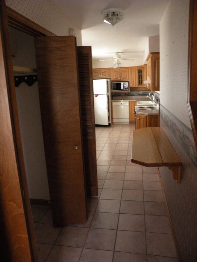 Foto del edificio - 104 S Short St