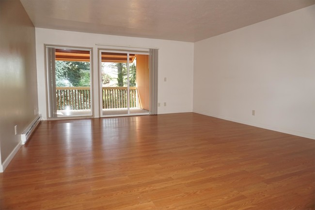 Foto del edificio - 13050 NW Cornell Rd