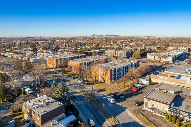 Aerial Photo - Place Roberval 51