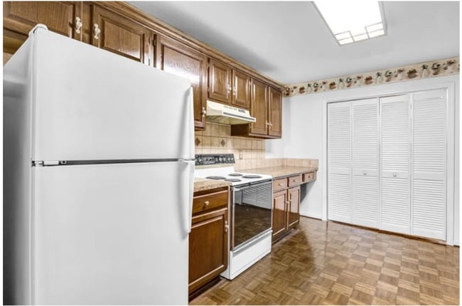 Building Photo - 1181 Pebble Dr