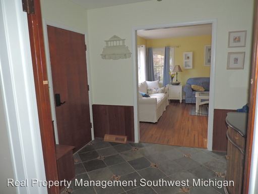 Building Photo - 111 Higman Park Hl